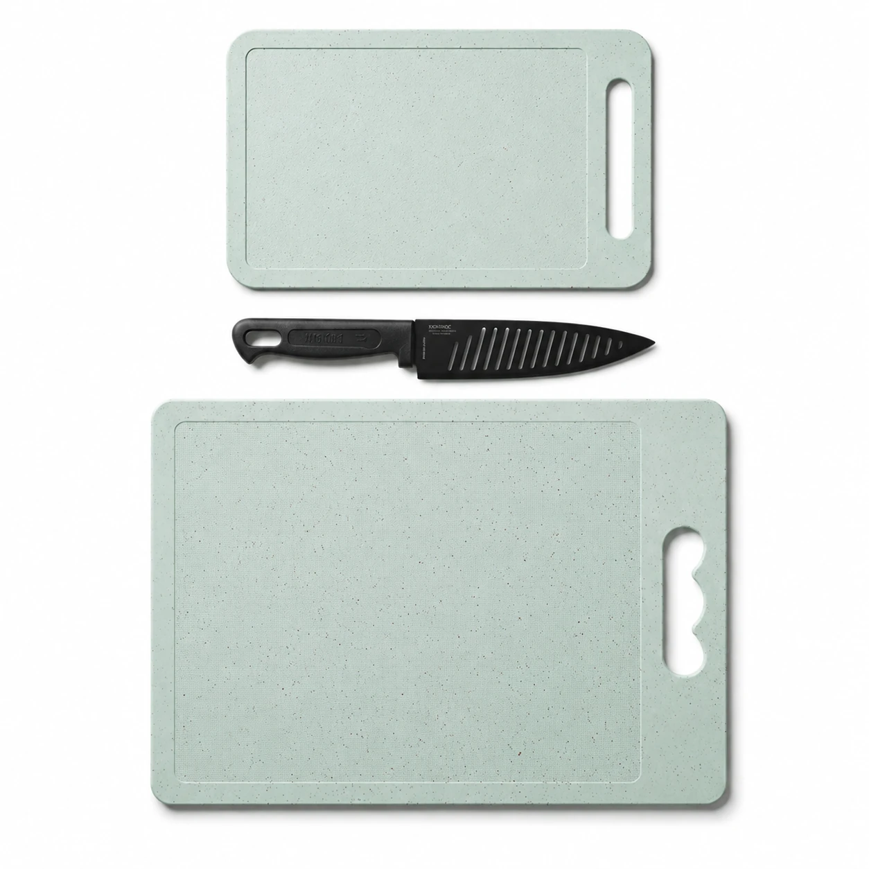 Smart Kitchen cutting board set with two board sizes and covered cutter